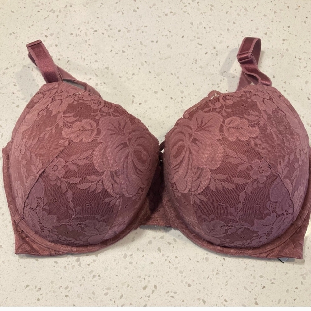 Torrid Pink Lace Underwire Bra Full Coverage
